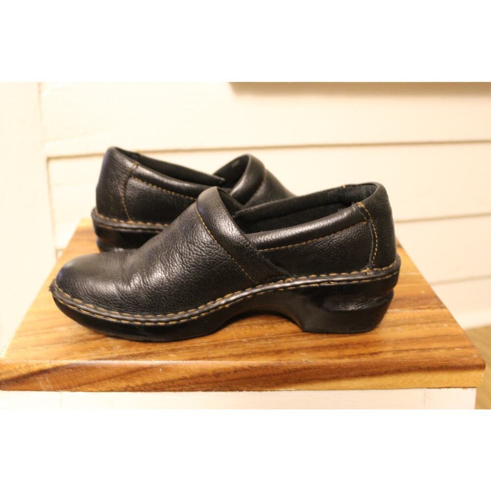 Women's Born BOC Peggy Black Leather Clogs Size 8.5 Mule - Picture 6 of 8